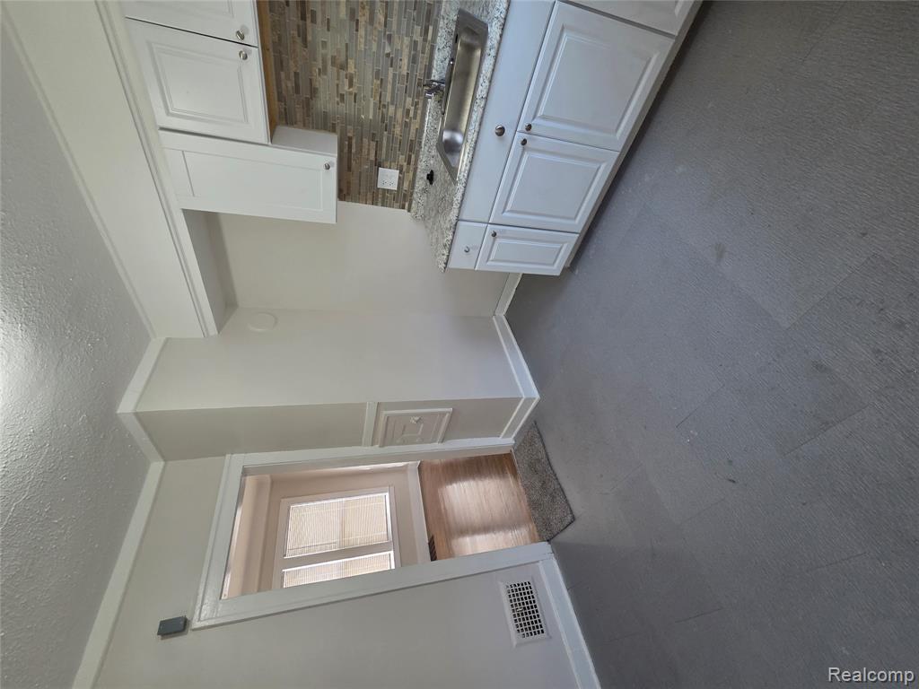 12047 PRAIRIE Street, Detroit, MI 48204 — Photo 9