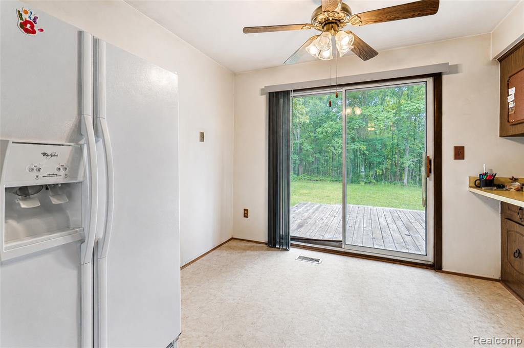 555 Tomahawk Trail, Highland, MI — Photo 14