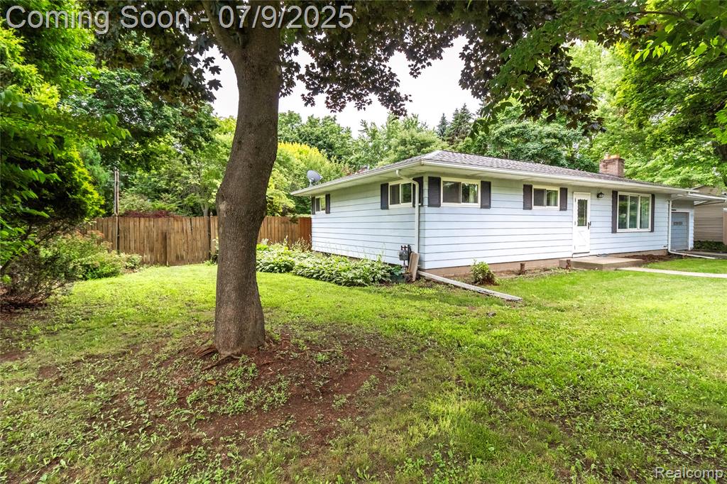 1917 Lochinvar Boulevard, Oakland, MI — Photo 32