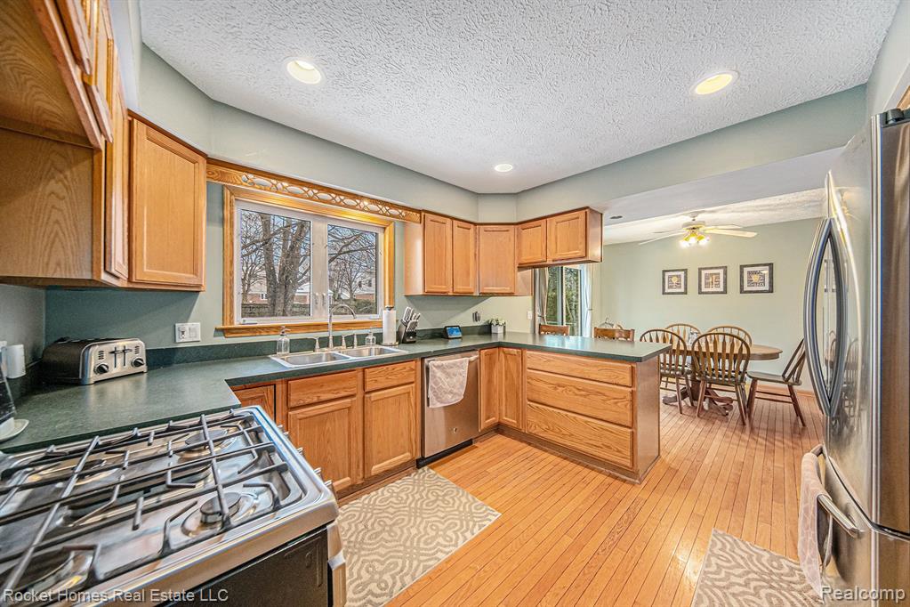 477 Eastlook Drive, Saline, MI 48176 — Photo 8