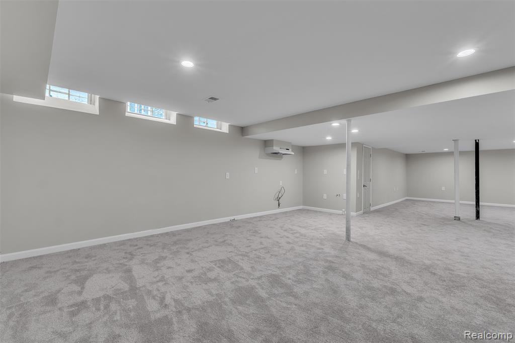 5310 Pond Bluff Drive, West Bloomfield, MI 48323 — Photo 60