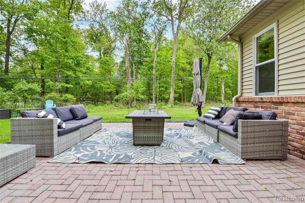 26060 Hidden Lane, Grosse Ile, MI 48138 — Photo 81