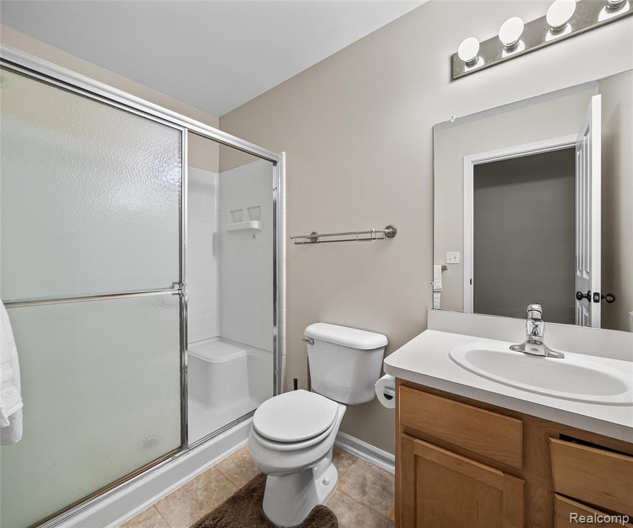 47624 Pembroke Drive, Canton, MI 48188 — Photo 18