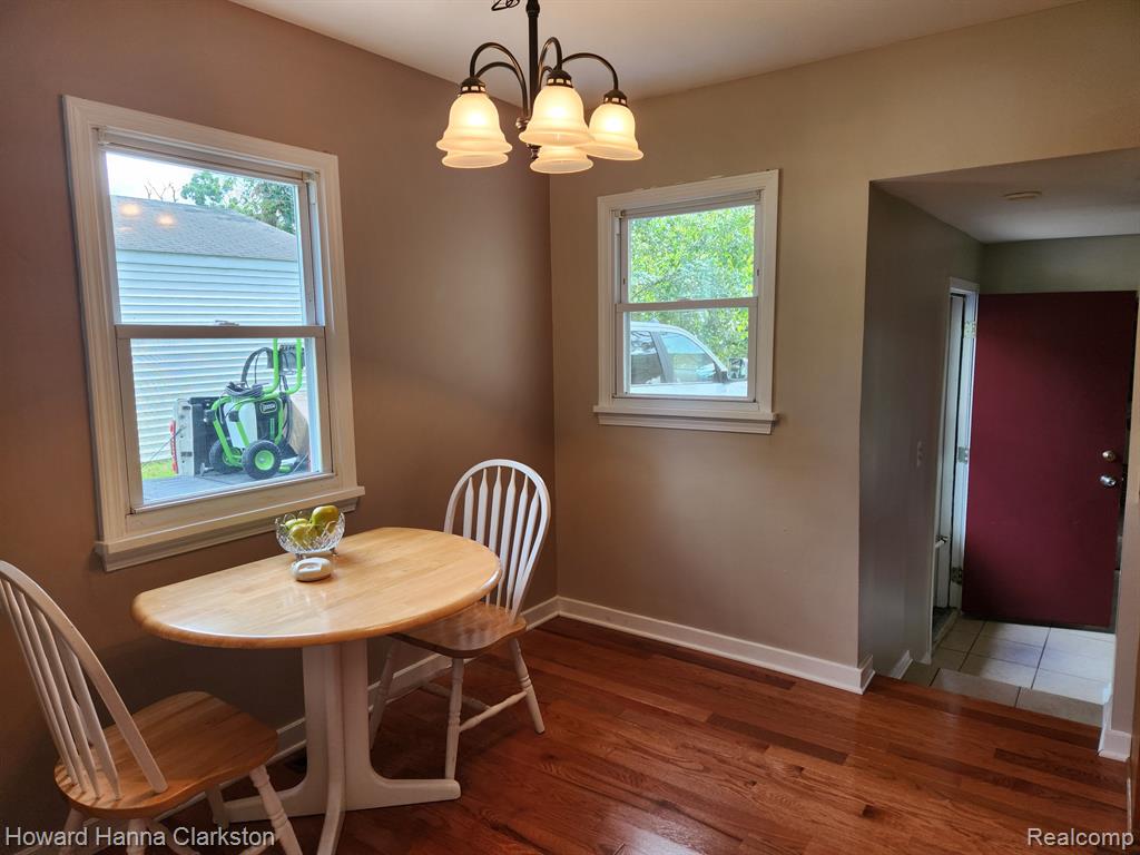 4025 Quillen Avenue, Waterford, MI 48329 — Photo 6