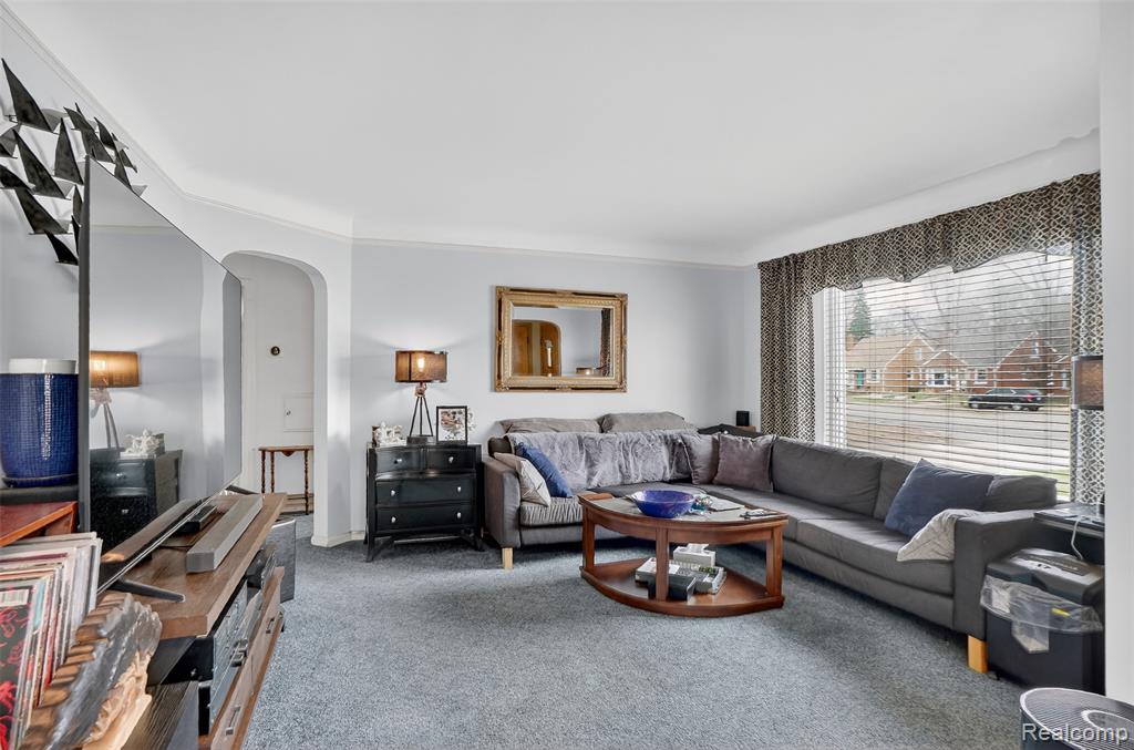 9923 Inkster Road, Livonia, MI, 48150