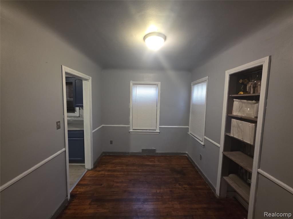 18945 Rosemont Avenue, Detroit, MI 48219 — Photo 9