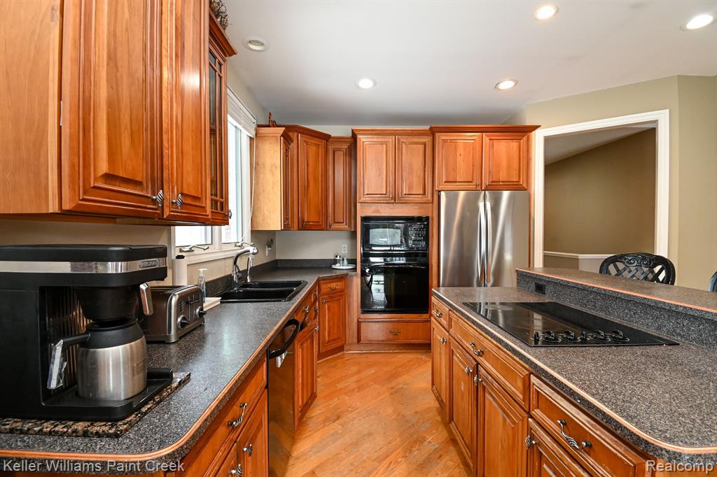 5570 TROIKA Trail, Dryden, MI 48428 — Photo 12