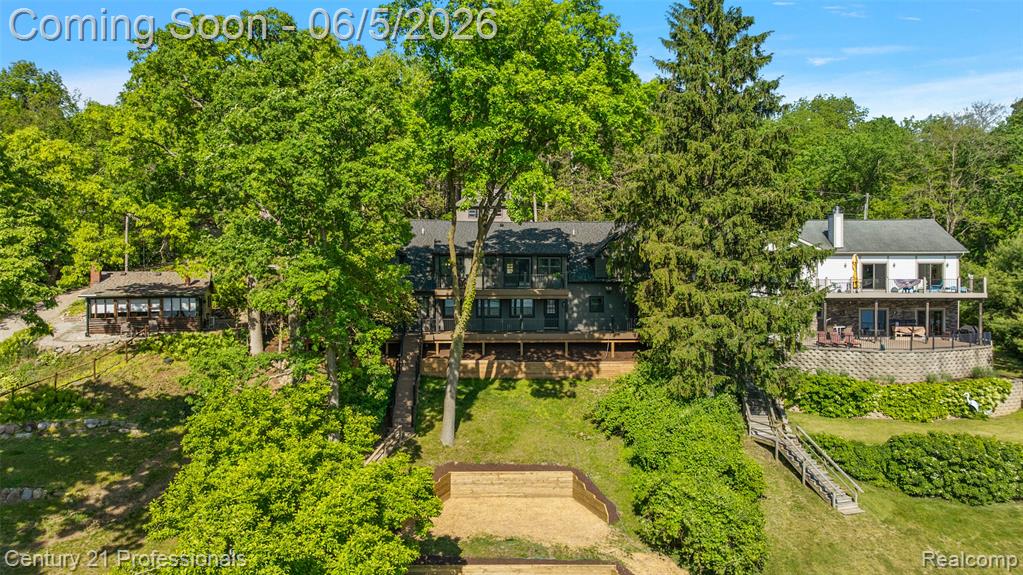 1420 Pettibone Lake Road, Highland, MI 48356 — Photo 2