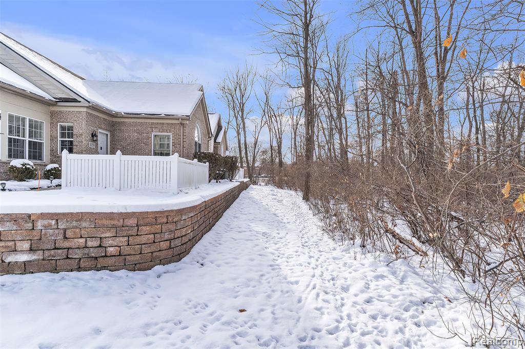 1155 Abbey Court, Westland, MI — Photo 46