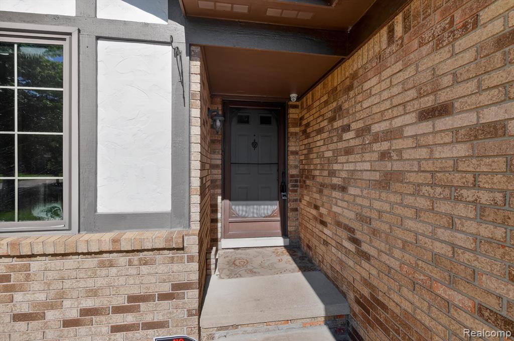 43325 Nebel Trail, Clinton Twp, MI 48038 — Photo 2