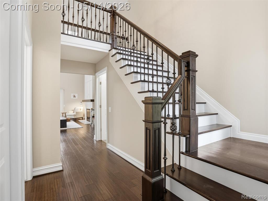 2092 Langham Drive, West Bloomfield, MI 48323 — Photo 11
