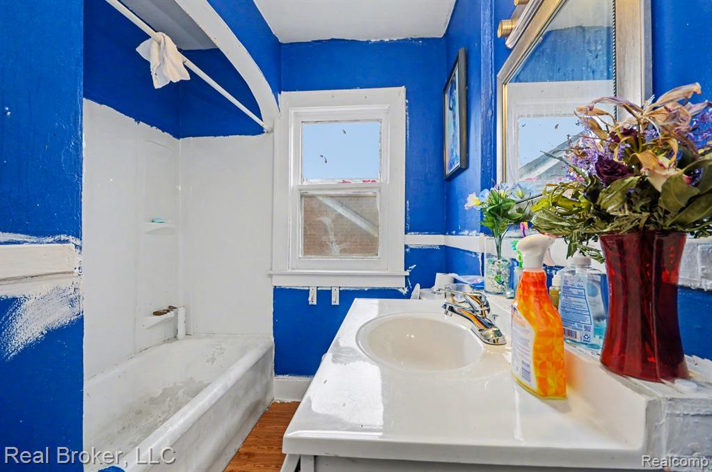15357 Rutherford Street, Detroit, MI 48227 — Photo 11