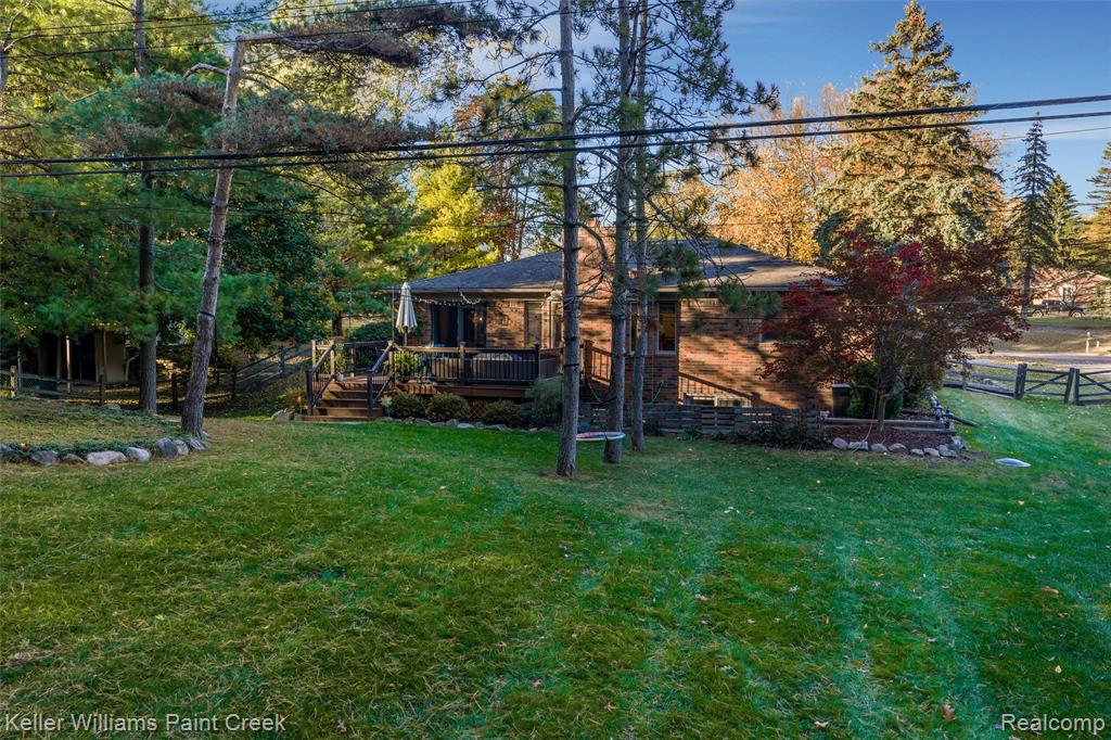 912 E Gunn Road, Rochester, MI 48306 — Photo 41