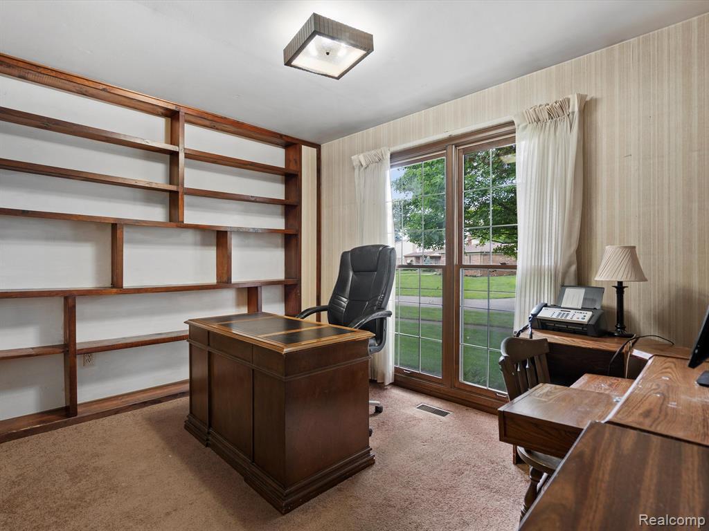 47202 WARWICK, Shelby Twp, MI 48315 — Photo 8