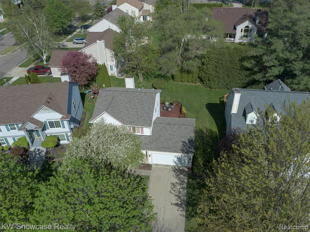 1420 POND VIEW, Wixom, MI 48393 — Photo 22