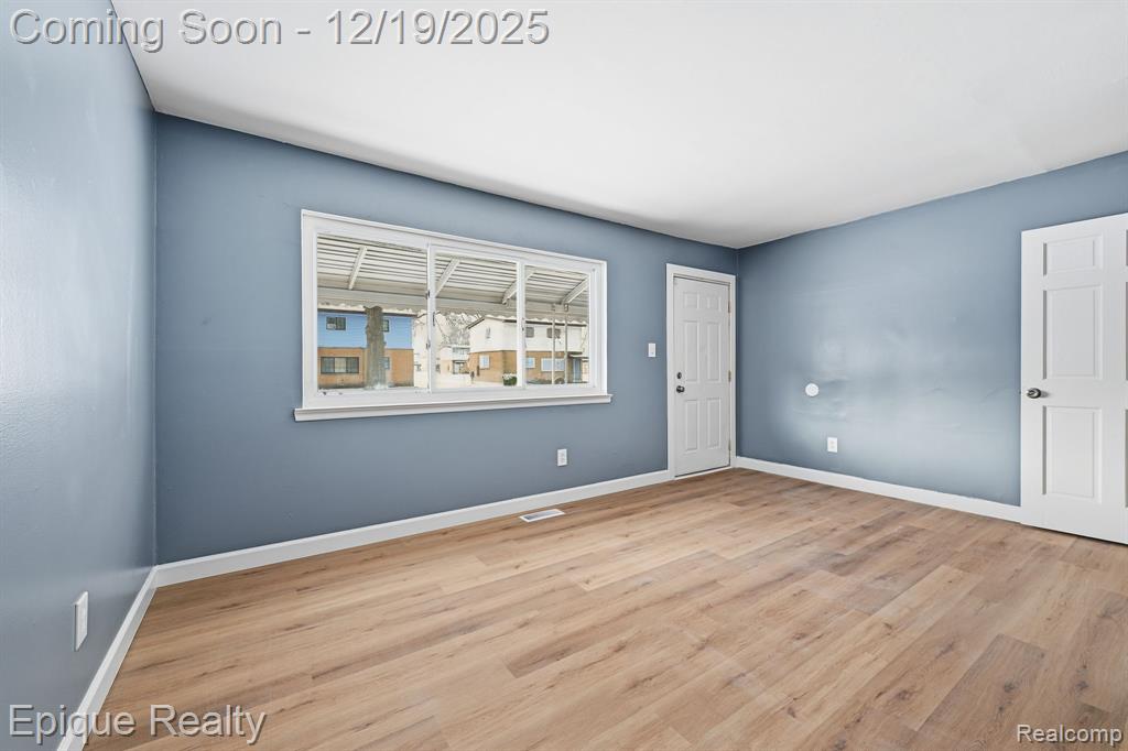 4147 Burton Street, Inkster, MI 48141 — Photo 10