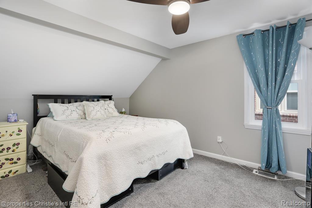 469 Kerby Road, Grosse Pointe Farms, MI 48236 — Photo 20