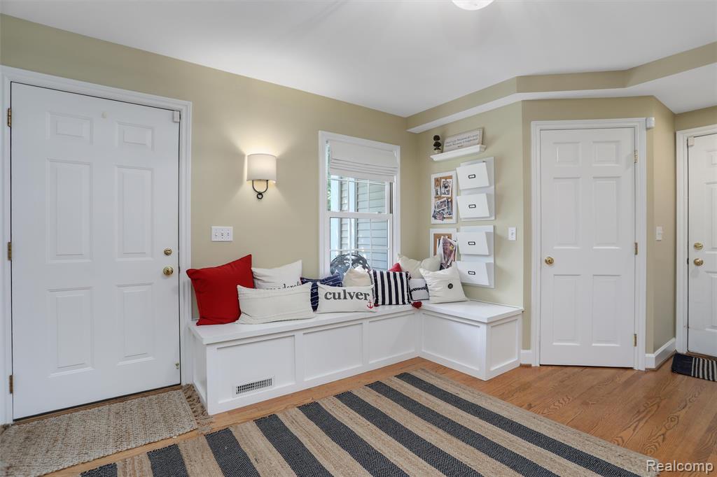 4200 Surrey Cross, Bloomfield Hills, MI 48301 — Photo 16