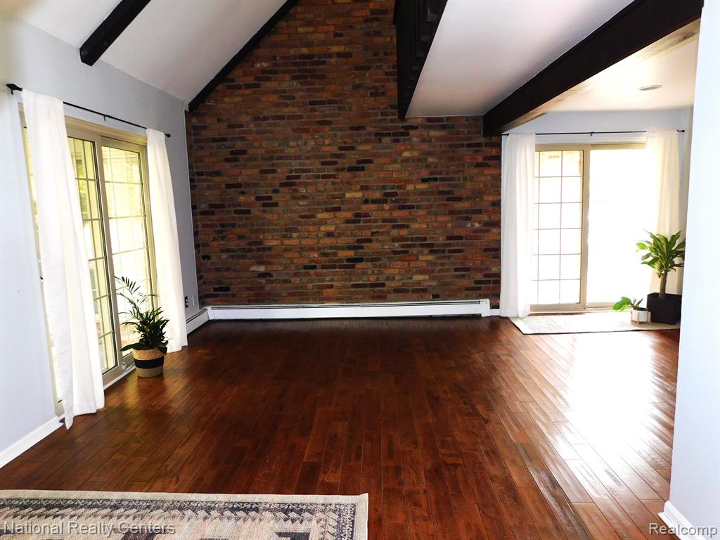 2334 W 14 MILE Road, 11, Royal Oak, MI 48073 — Photo 5