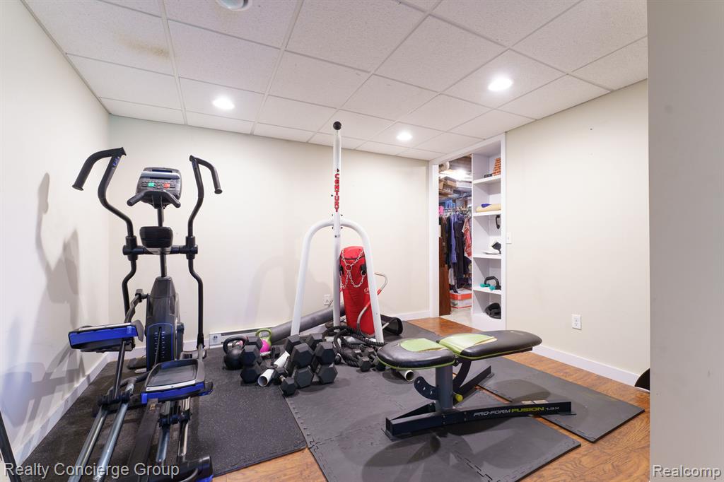 4526 GOLF VIEW Drive, Brighton, MI 48116 — Photo 33