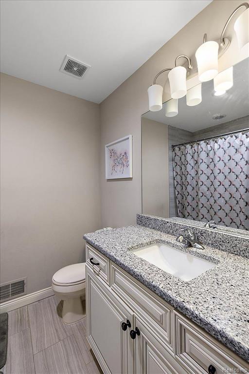 3973 LISA MARIE Drive, Sterling Heights, MI 48314 — Photo 43