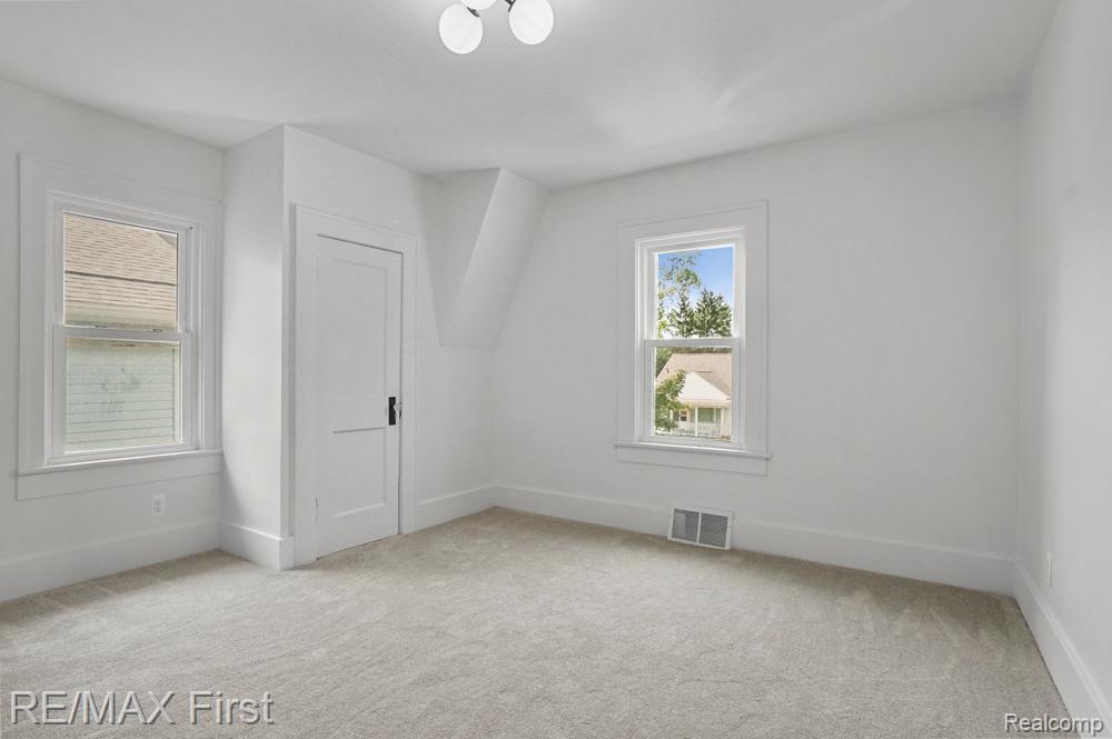 639 S BLAIR Avenue, Royal Oak, MI 48067 — Photo 26
