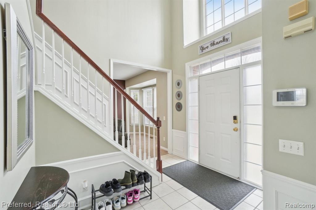 8045 Creek Bend Drive, Ypsilanti, MI 48197 — Photo 12
