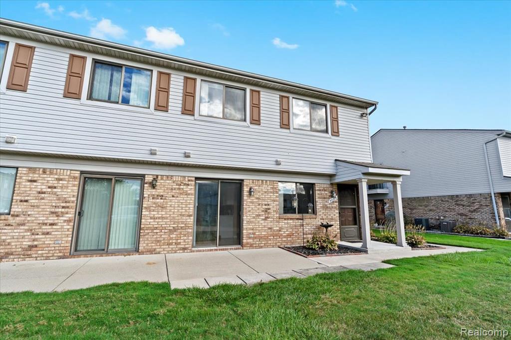 50105 N Jimmy Court, New Baltimore, MI 48047 — Photo 24