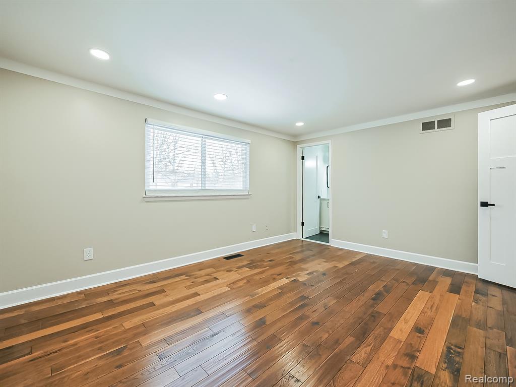 21964 Sunrise Boulevard, Novi, MI — Photo 24