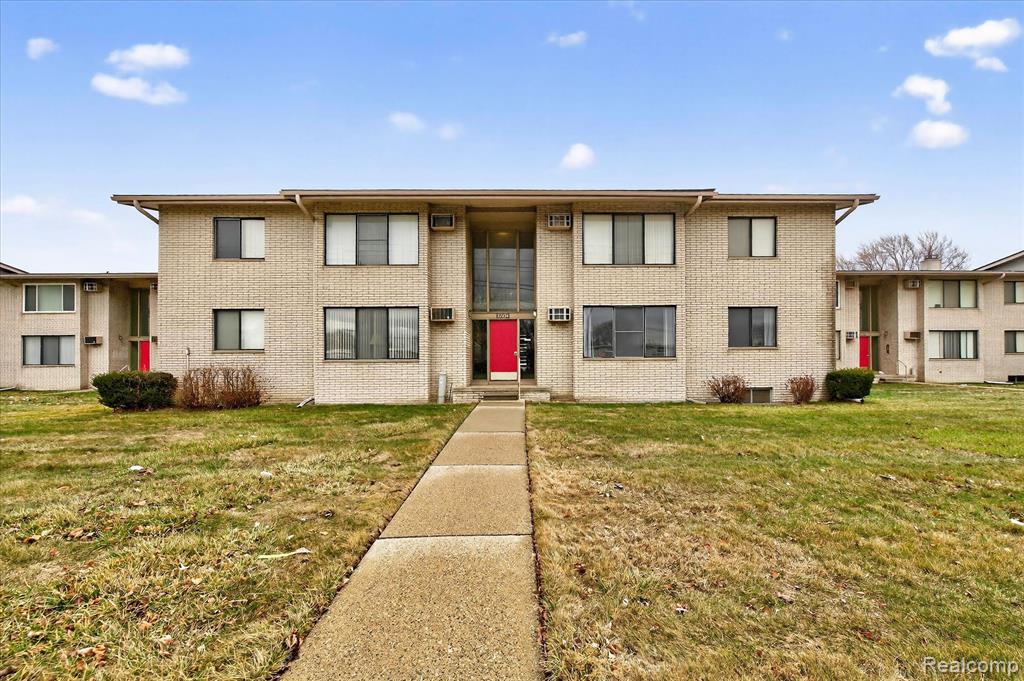 32650 Mound, Warren, MI 48092