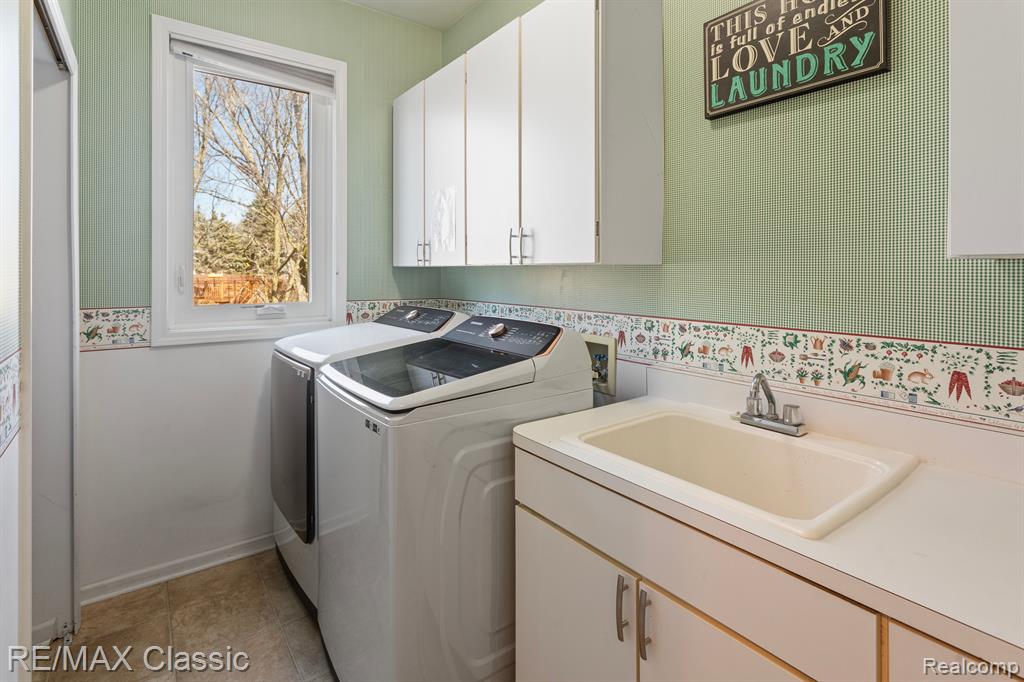 6904 GRANGER Drive, Troy, MI 48098 — Photo 30