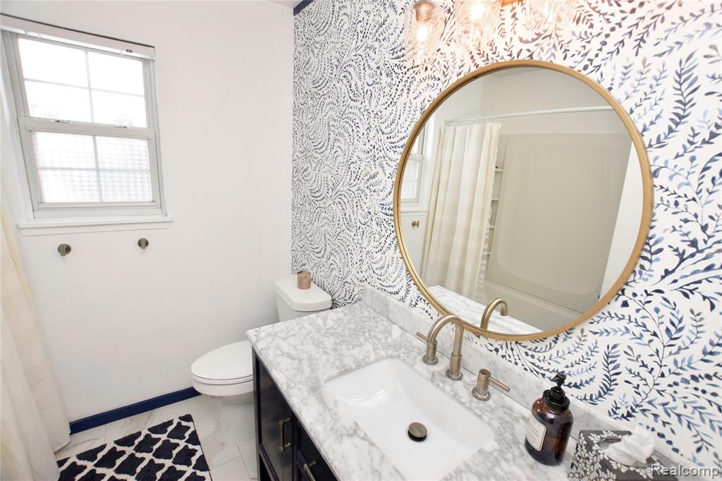 910 3rd Street, Fenton, MI 48430 — Photo 17