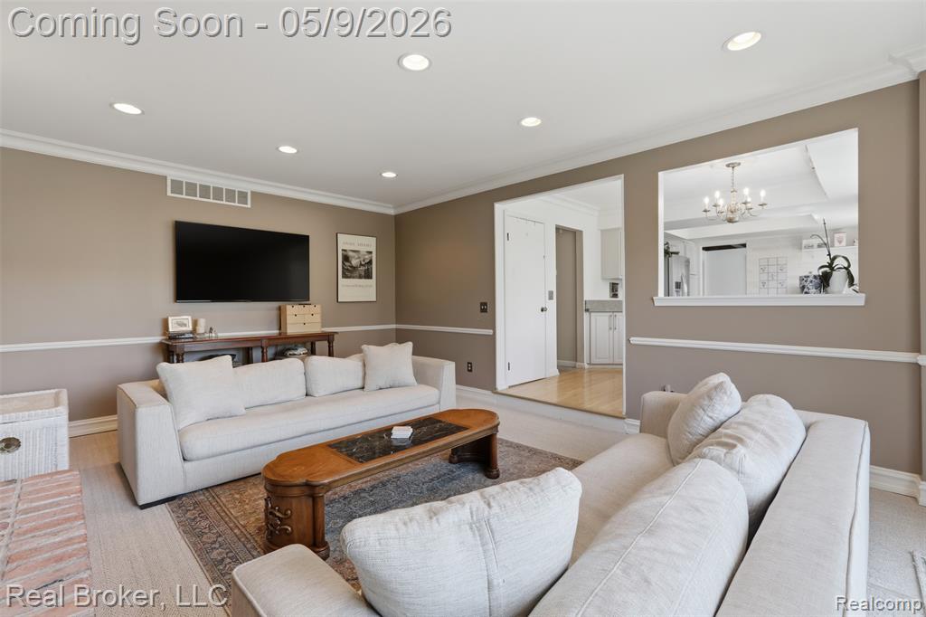 5037 Bantry Drive, West Bloomfield, MI — Photo 20
