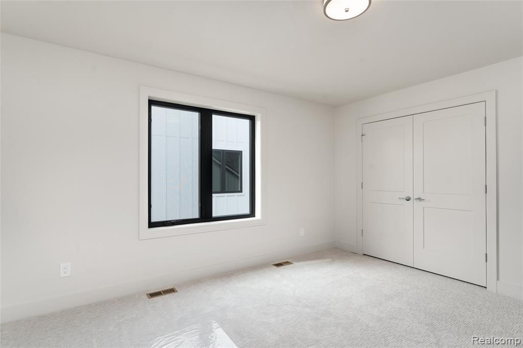 53 South Trail Court, Troy, MI 48083 — Photo 35