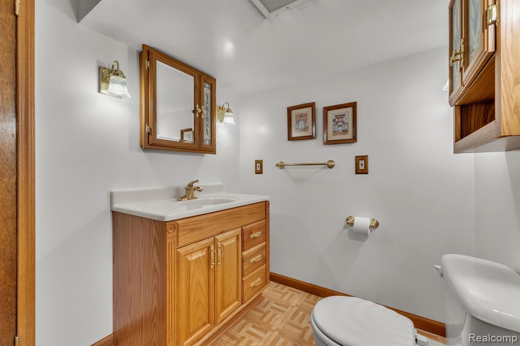 4197 Monroe Street, Dearborn Heights, MI 48125 — Photo 31