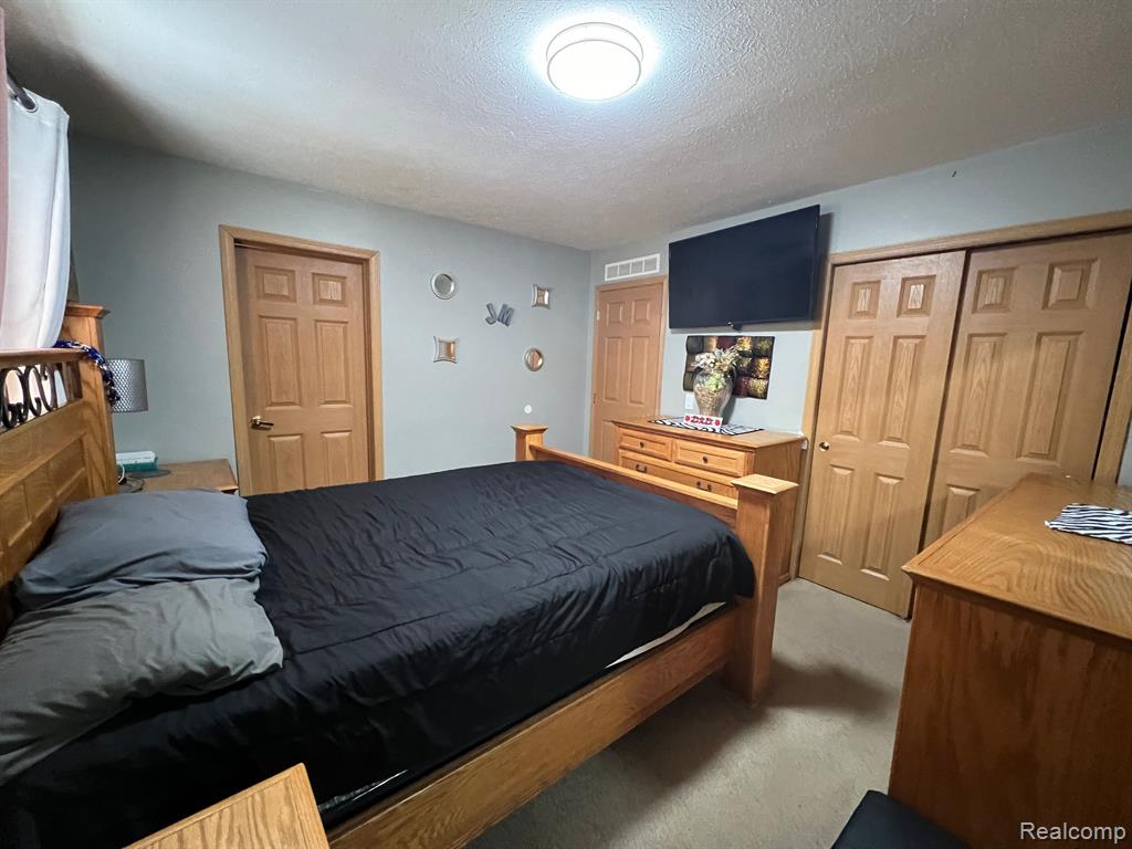 614 STIRLING Street, Pontiac, MI 48340 — Photo 25
