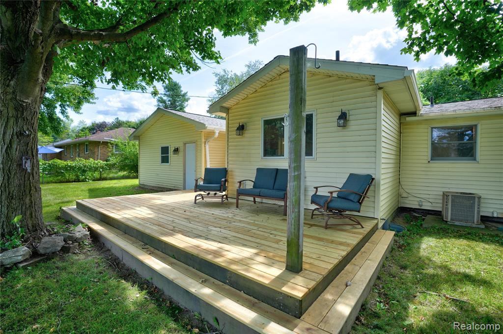 6411 Brookview Drive, Grand Blanc, MI 48439 — Photo 47