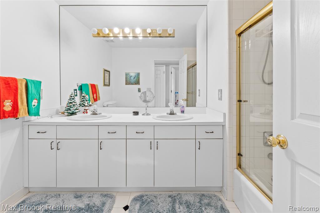 41450 Mission Lane, Novi, MI — Photo 28