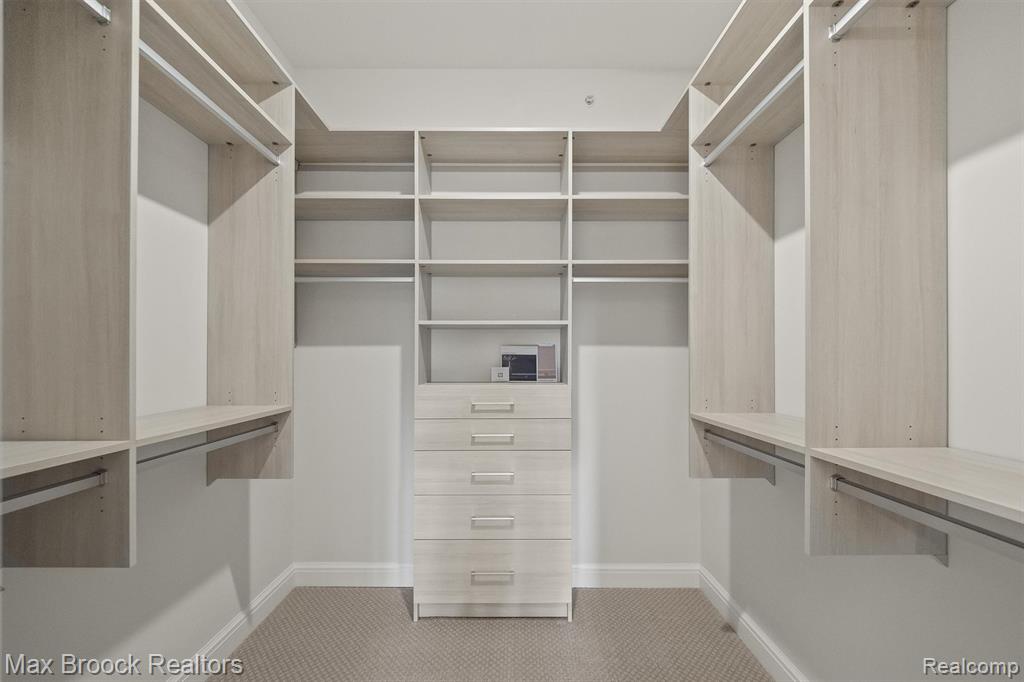 7477 Gramercy Circle, 17, West Bloomfield, MI — Photo 21