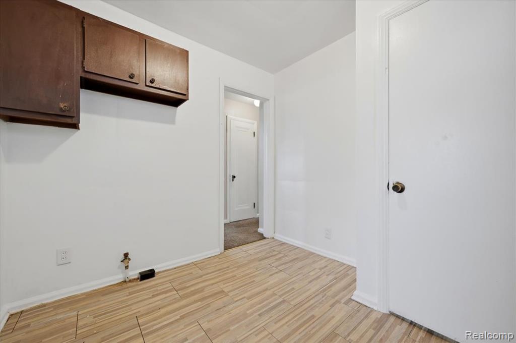 8144 Whitcomb Street, Detroit, MI 48228 — Photo 15