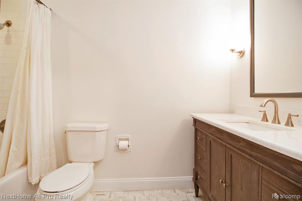 7195 Curtis Road, Northville, MI 48168 — Photo 37