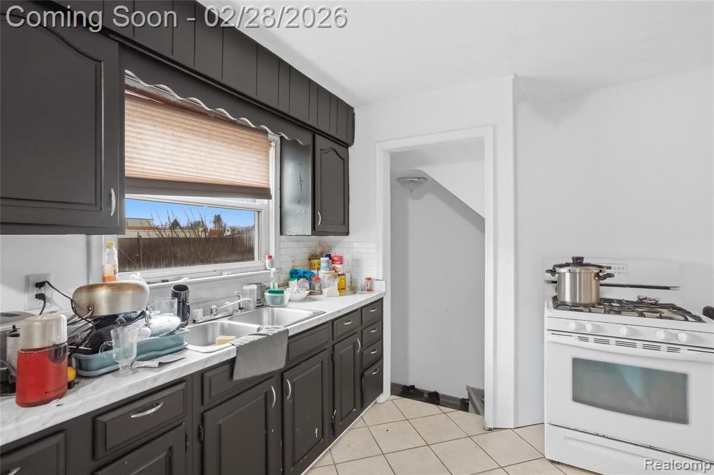 7401 Steadman Street, Dearborn, MI 48126 — Photo 17