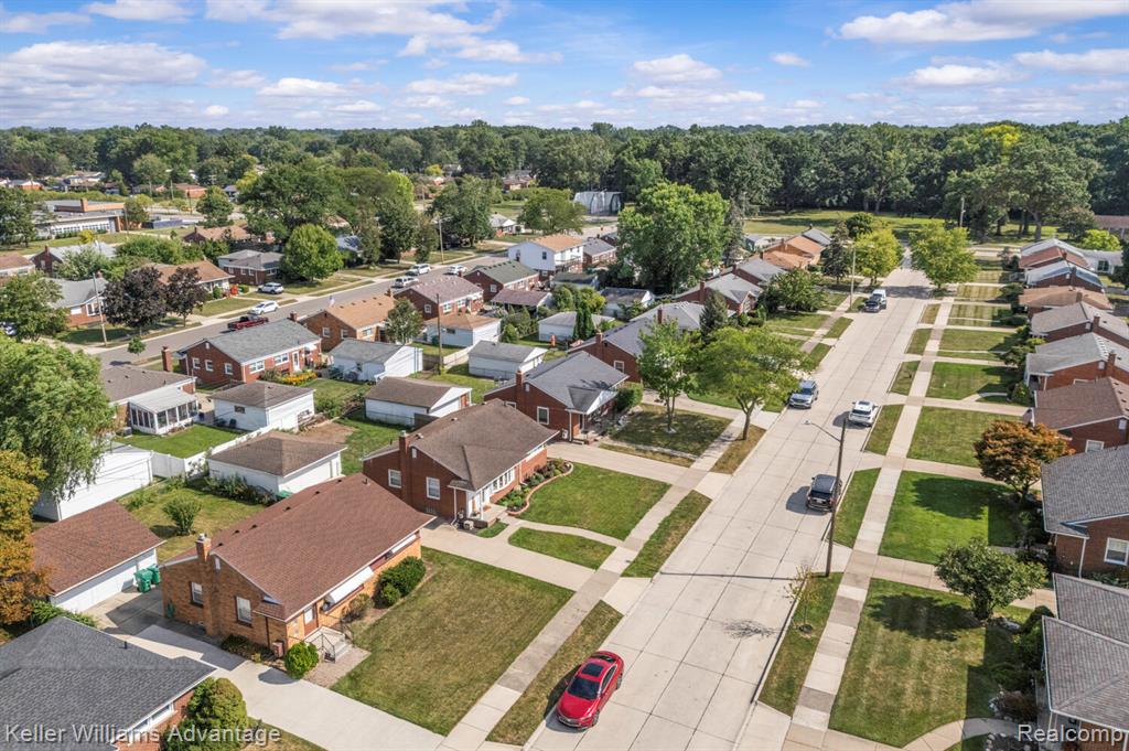 6514 Sharon Street, Garden City, MI — Photo 38