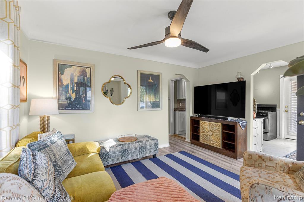 6028 Jane Avenue, Allen Park, MI 48101 — Photo 6