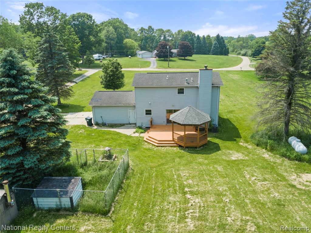 10040 Old Farm Trail, Davisburg, MI 48350 — Photo 4