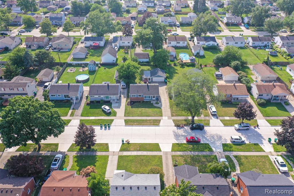 6647 Deering Street, Garden City, MI — Photo 28