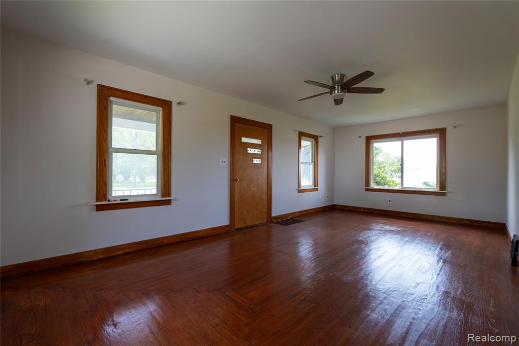 2900A S Miller Road, Saginaw, MI 48609 — Photo 5