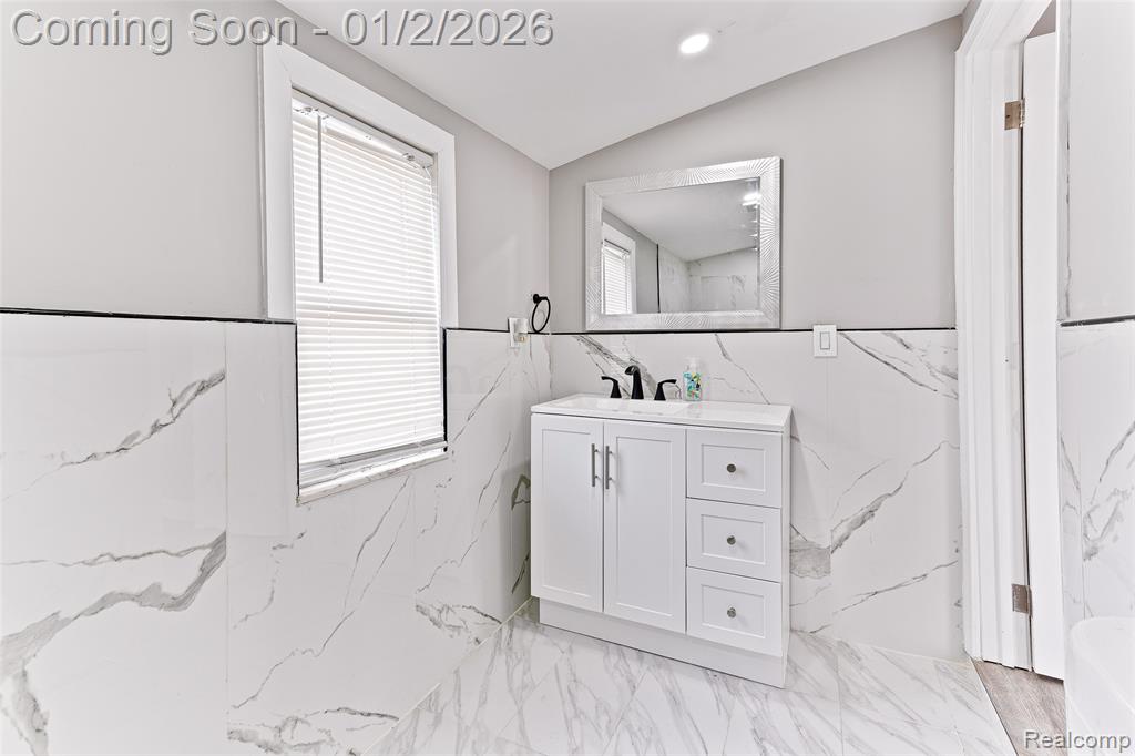 4472 French Road, Detroit, MI 48214 — Photo 11