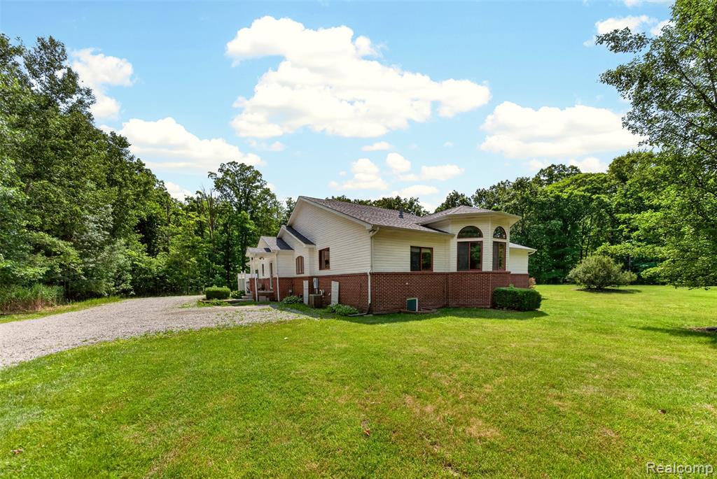 1621 Preservation Lane, St. Clair, MI 48079 — Photo 30