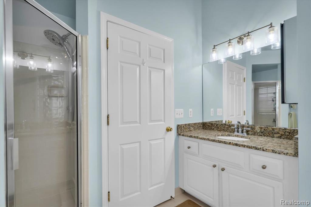 54745 Four Seasons Drive, Utica, MI 48316 — Photo 21